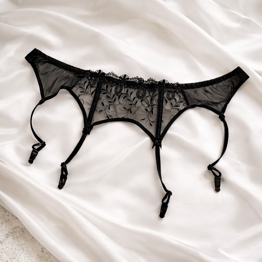 NWT Black Sheer Lace Garter Belt | European Lingerie | Embroidered Mesh Size S